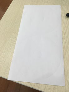 昨天买的光盘贴纸,怎么用打印机把字打印在光盘上面